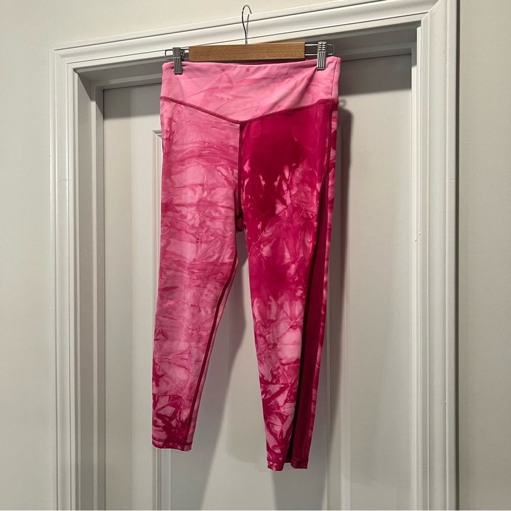 ZYIA Vivid Pink Tie-Dye Light N Tight Capri Leggings Women 8-10 Mesh Side Panel